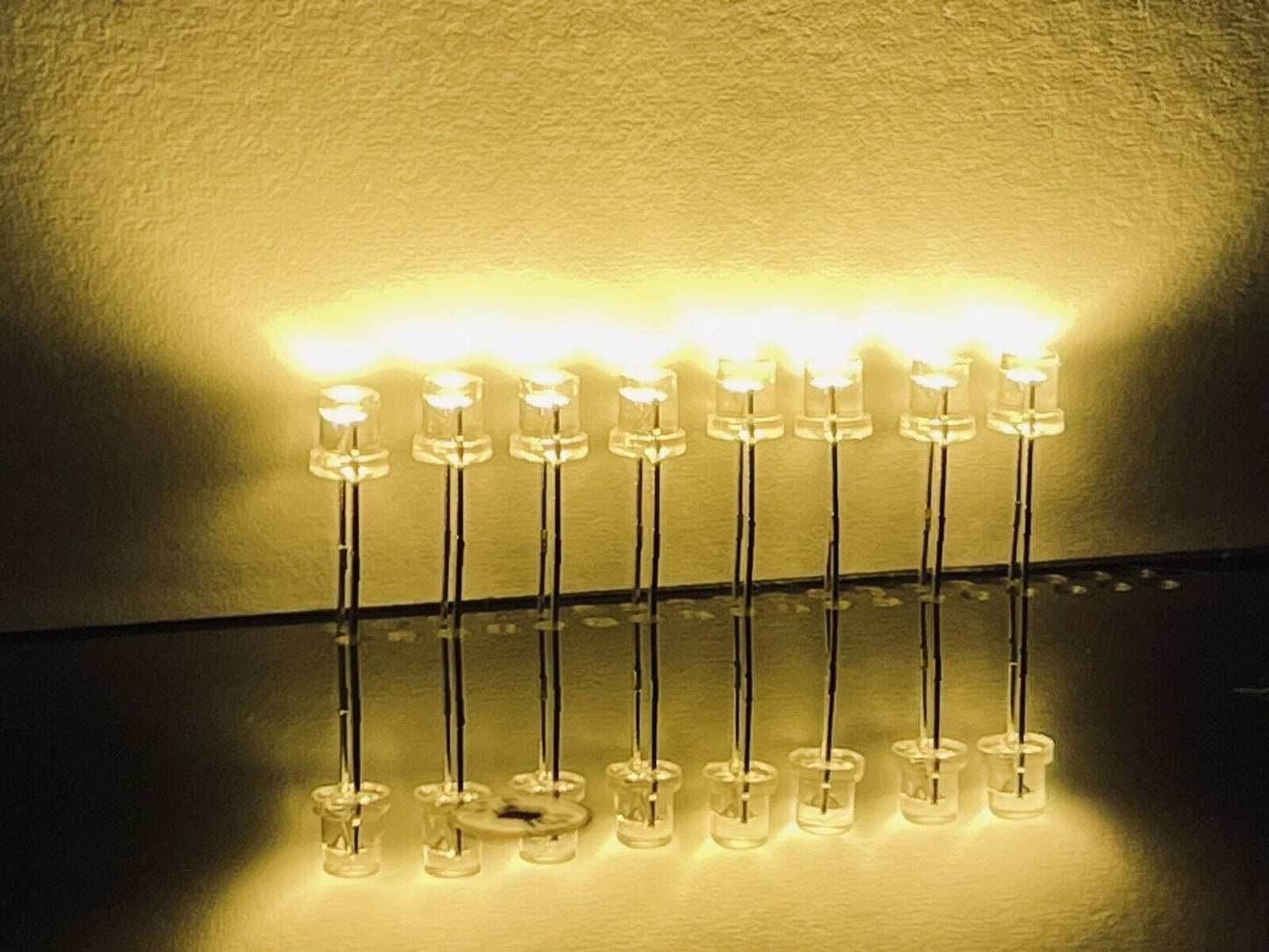 100PCS 3mm WARM WHITE LED Light Emitting Diode Clear Flat Top LED 2800K