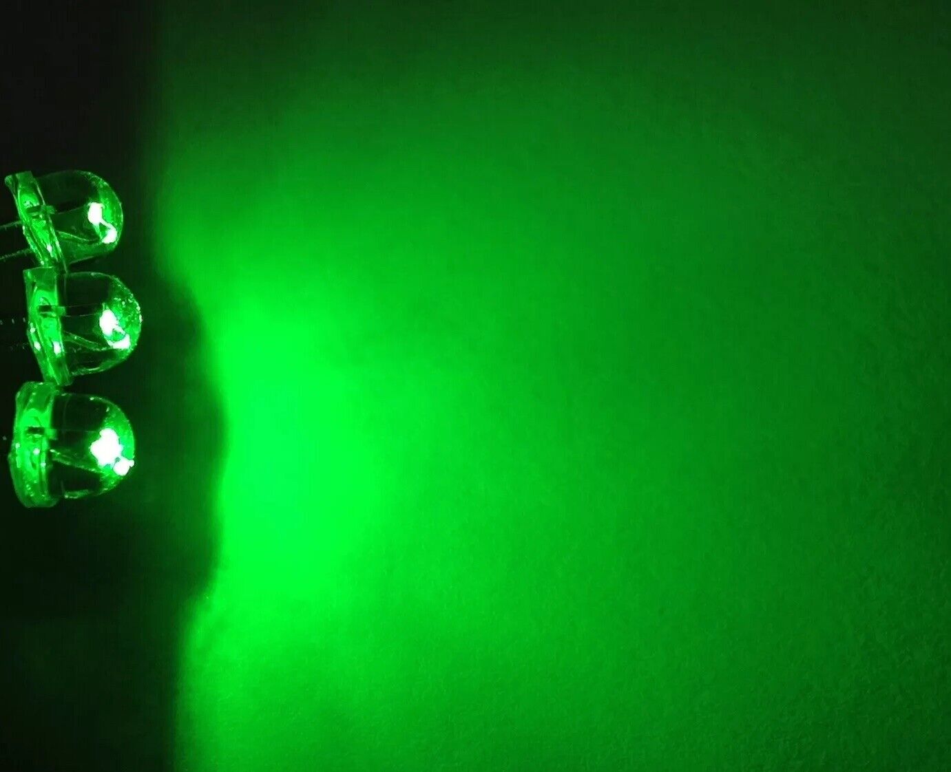 5mm Green Led Light Emitting Diode Straw Hat 100pcs Round Head LED Clear Top