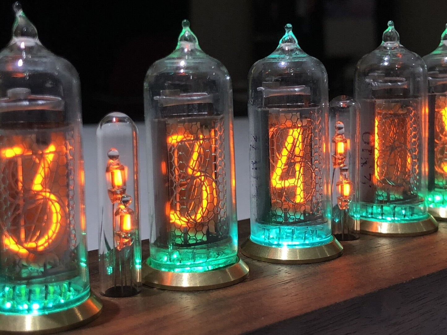 IN-14 Nixie tube Clock Inc Enclosed Walnut Base Brass Ring + Anti Cathode Poison