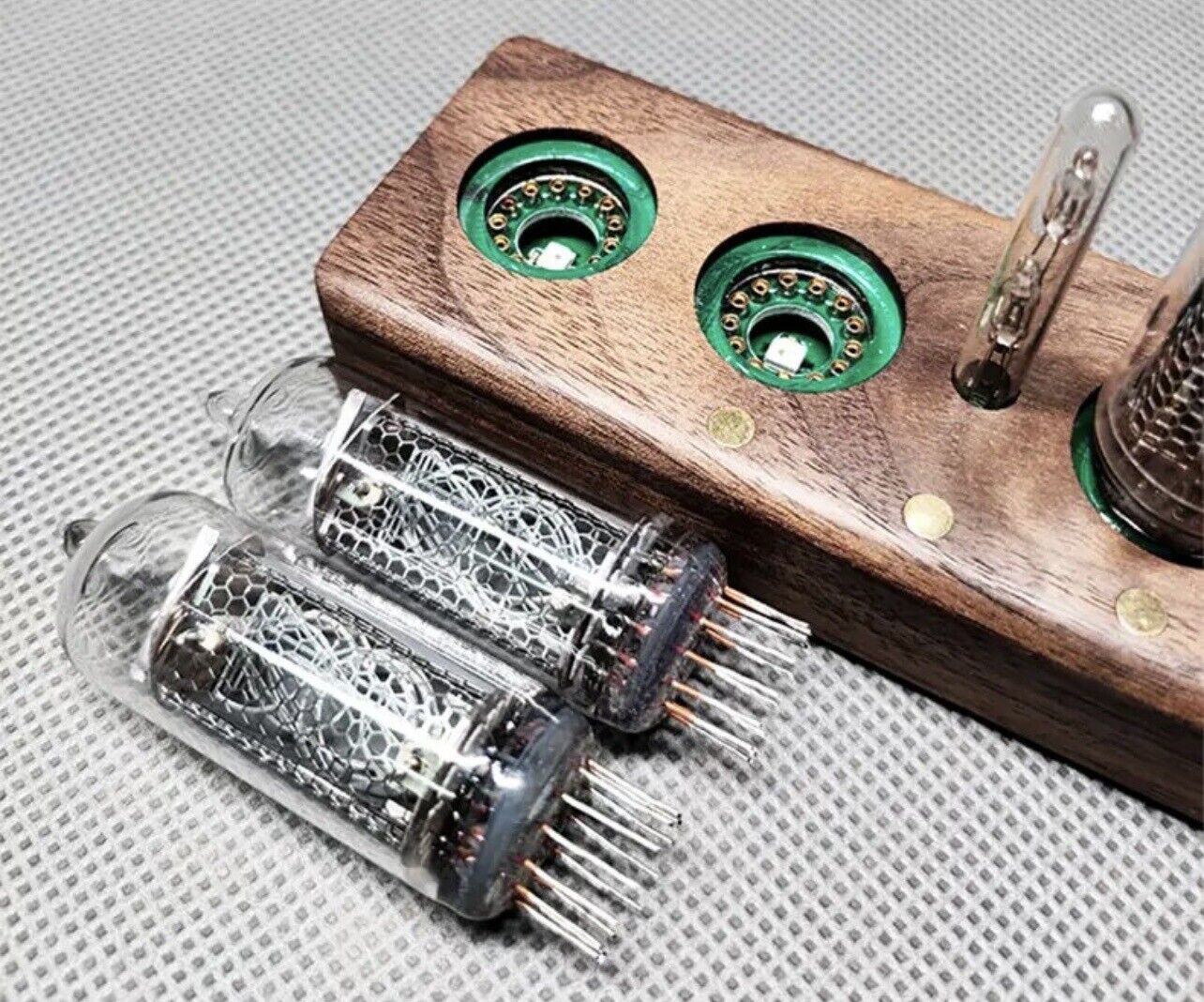 IN-14 Nixie Tube 4 Digit Clock Bluetooth Connectivity Walnut Base Brass Rings