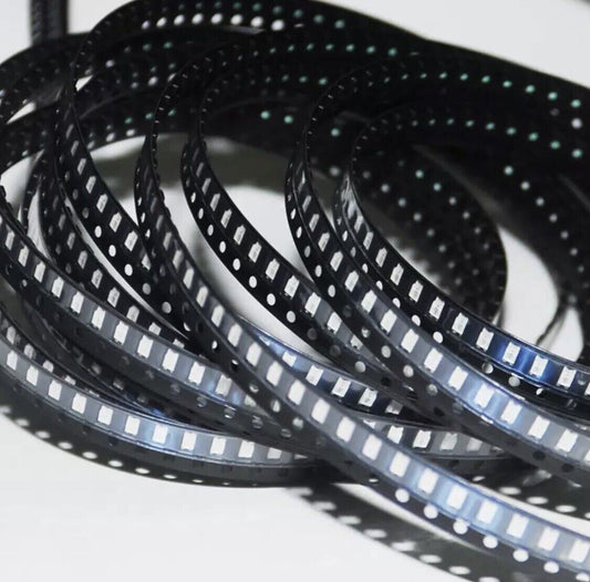 200pcs 1206 SMD YELLOW-GREEN 570nm LED Components Light Emitting Diodes
