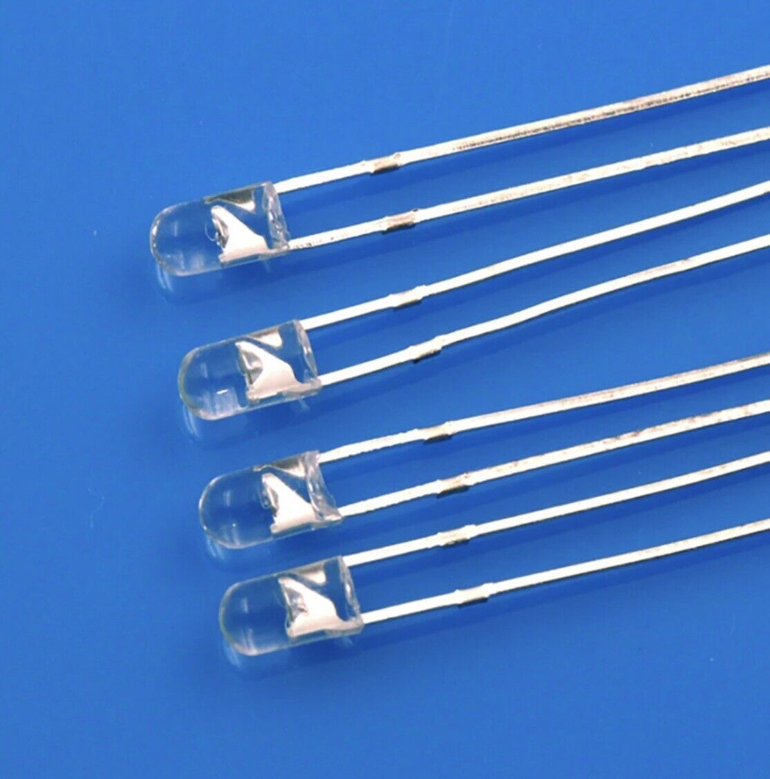 100pcs 3mm RED Clear Round Top LED Light Emitting Diodes DIY Edgeless