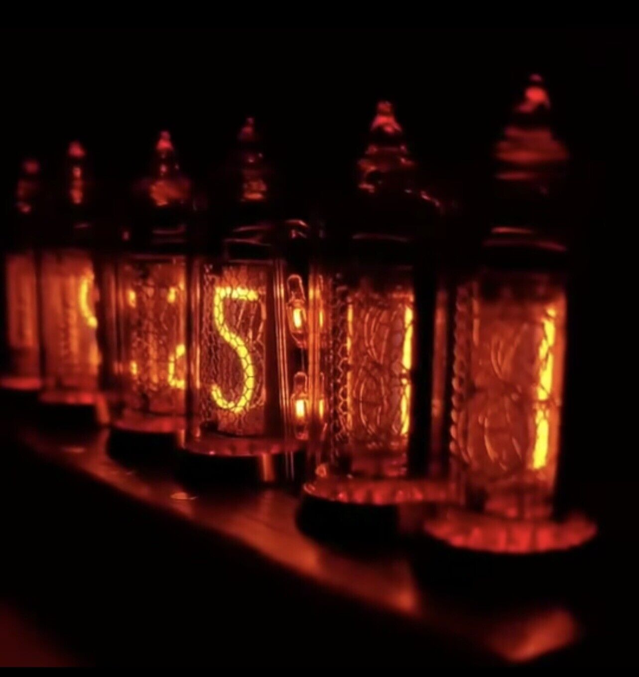 IN-14 Nixie Tube Clock Bluetooth Connectivity Walnut Base Brass Rings Power Unit