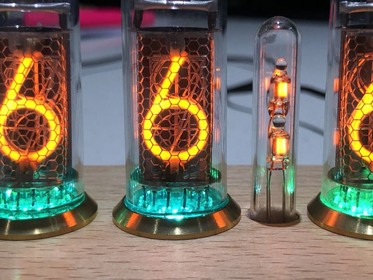 IN-14 Nixie tube Clock Inc Enclosed BEECH Base Brass Ring + Anti Cathode Poison