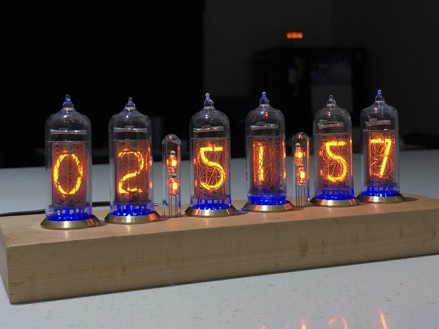 IN-14 Nixie tube Clock Inc Enclosed BEECH Base Brass Ring + Anti Cathode Poison