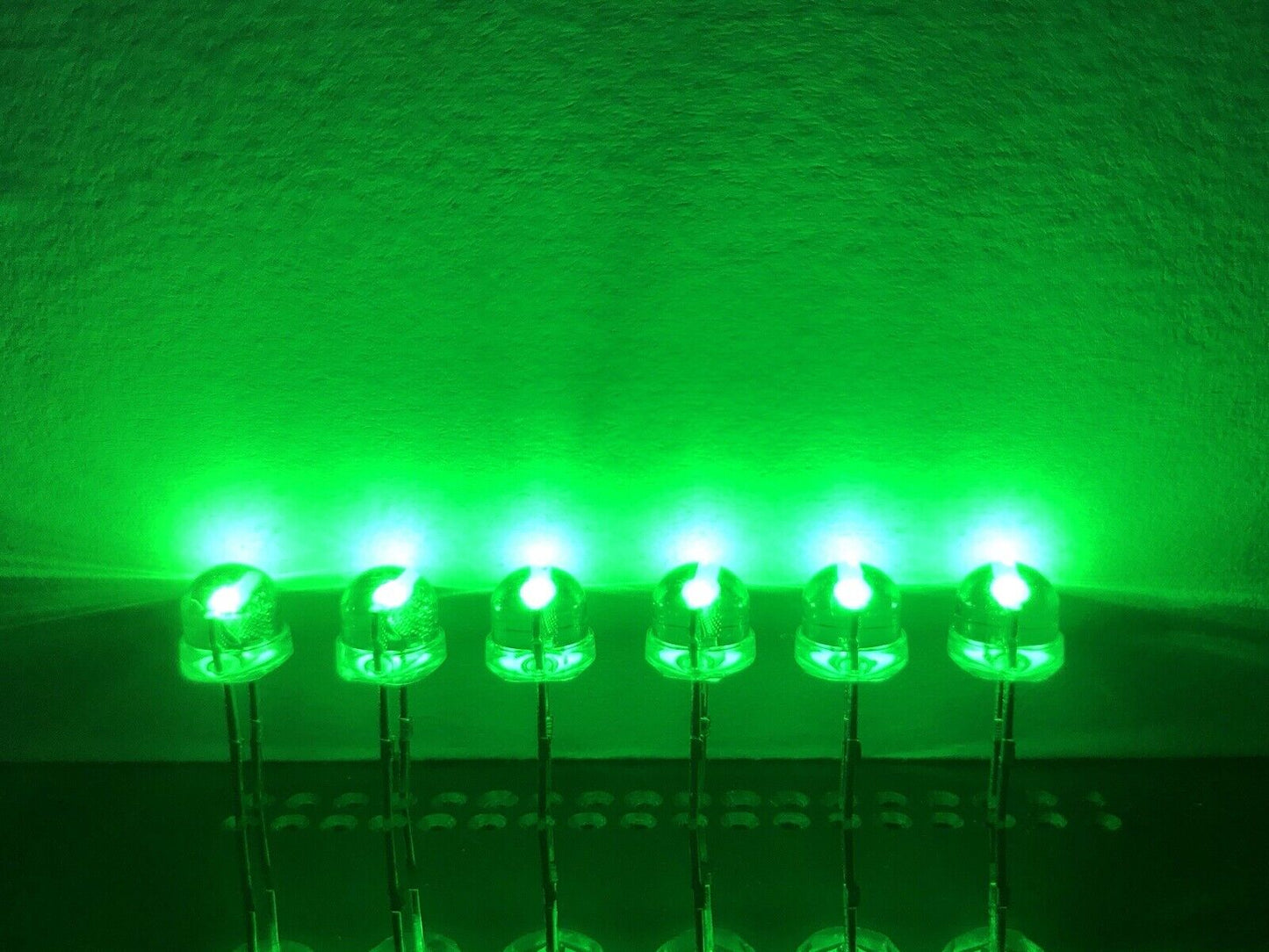 5mm Green Led Light Emitting Diode Straw Hat 100pcs Round Head LED Clear Top